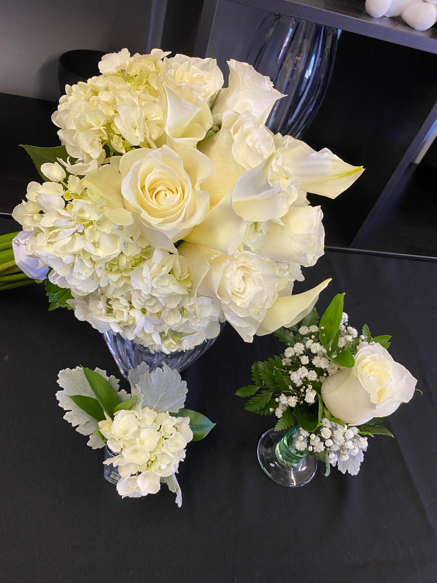 BRIDAL BOUQUET WHITE